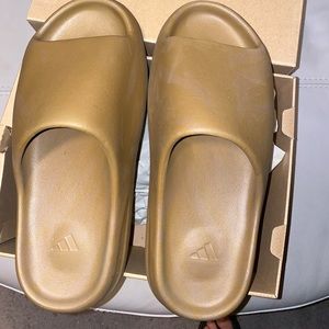 Yeezy Slide Men’s 11